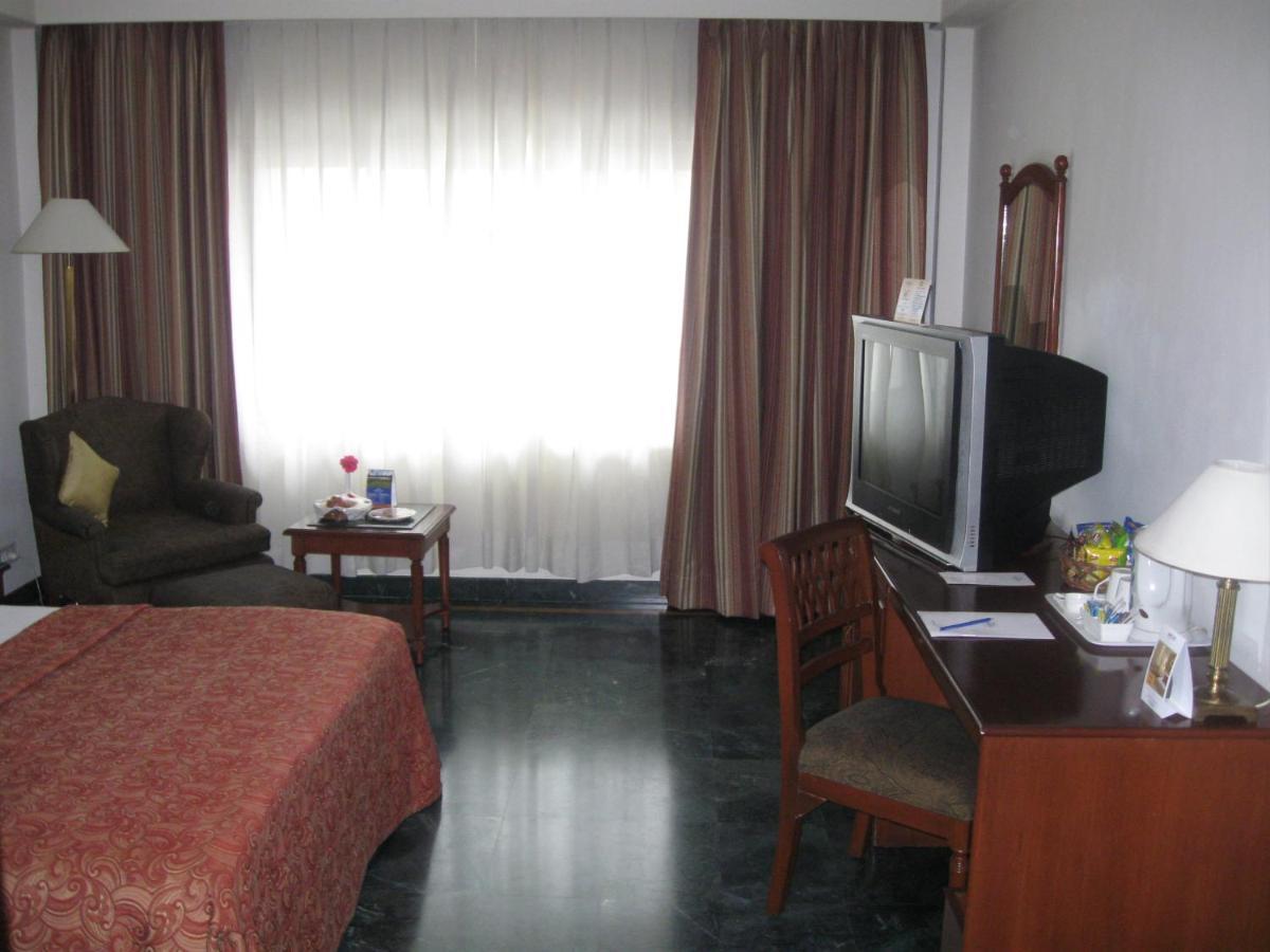 La Place Sarovar Portico Hotel Lucknow
