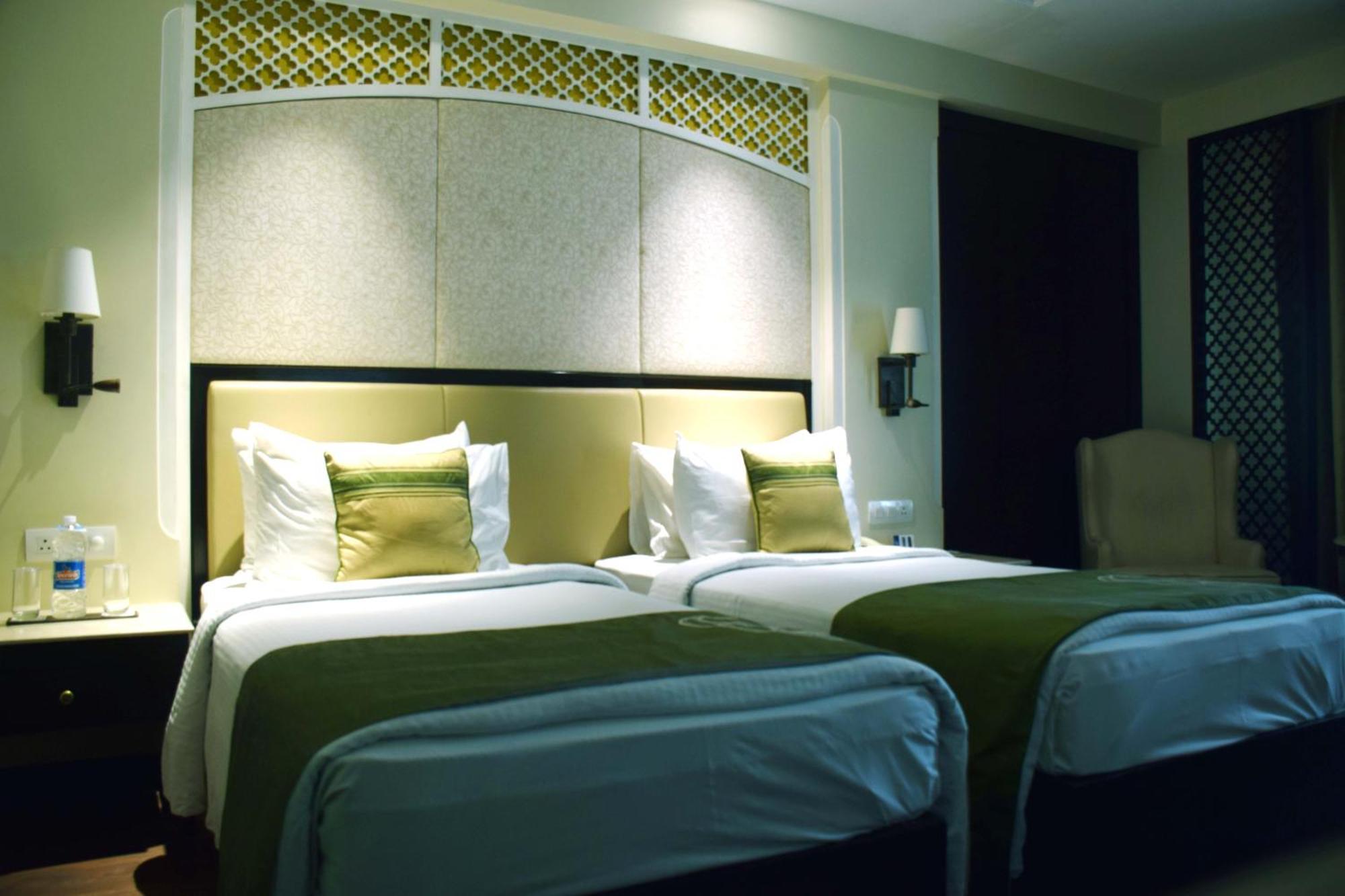 La Place Sarovar Portico Hotel Lucknow